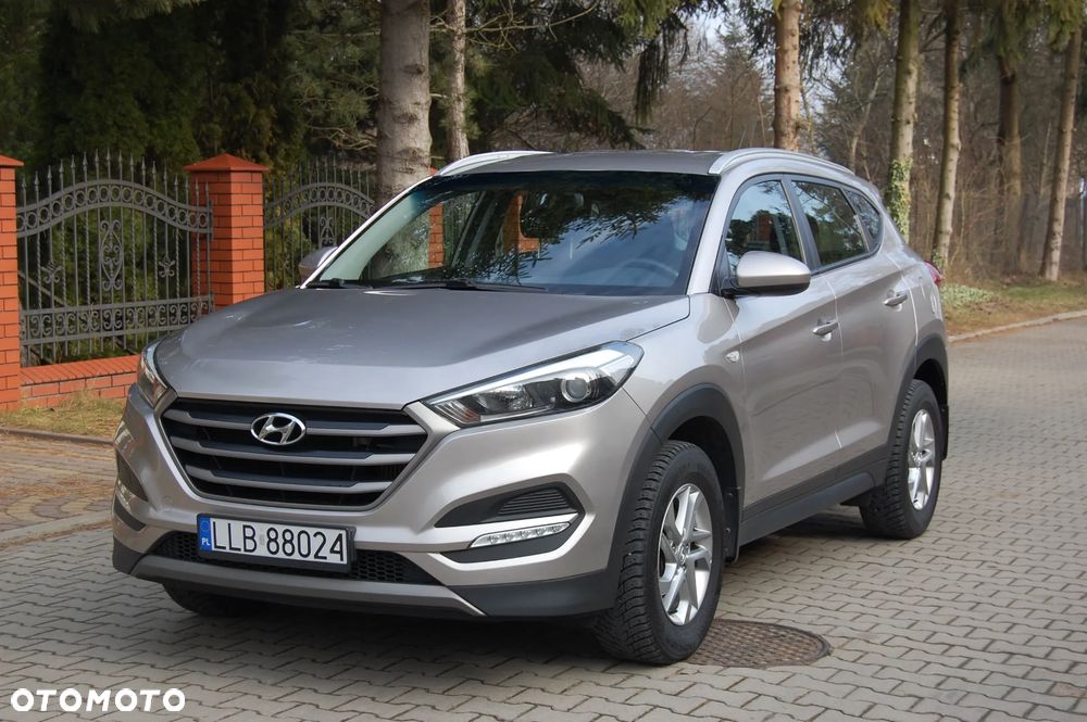 Hyundai Tucson blue 1.7 CRDi 2WD Intro Edition - 11