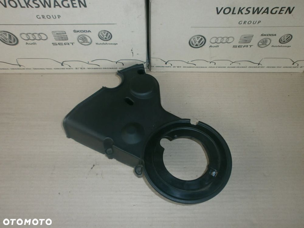 Obudowa rozrządu 1.6 2.0TDI 04L109147D VW SKODA SEAT - 1