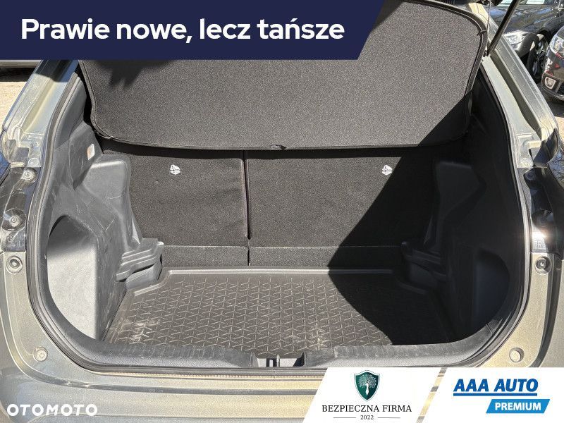 Toyota Yaris Cross - 13