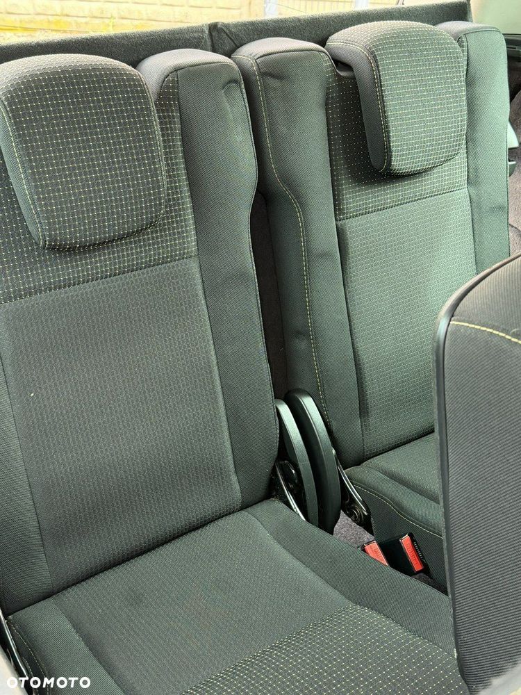 Renault Grand Scenic - 22