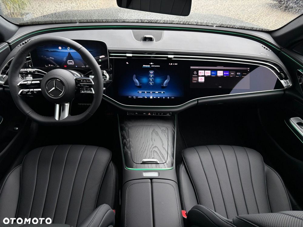 Mercedes-Benz Klasa E - 16