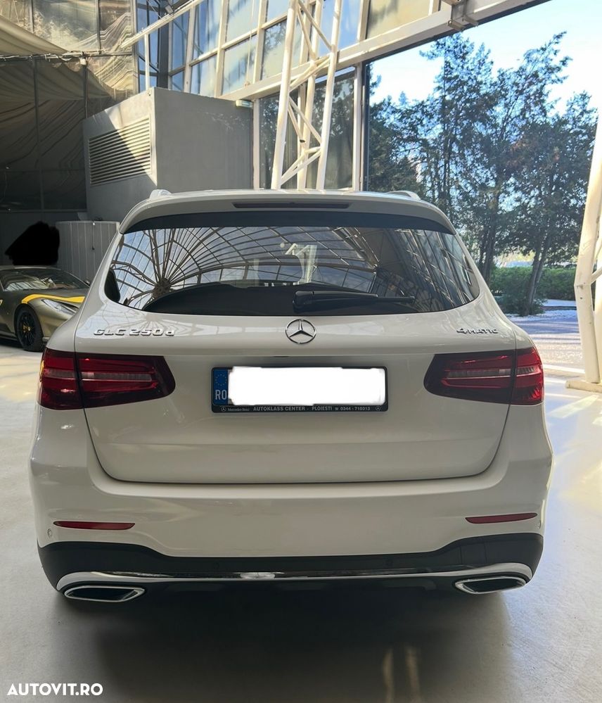 Mercedes-Benz GLC - 6