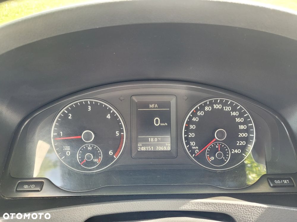Volkswagen Transporter - 9