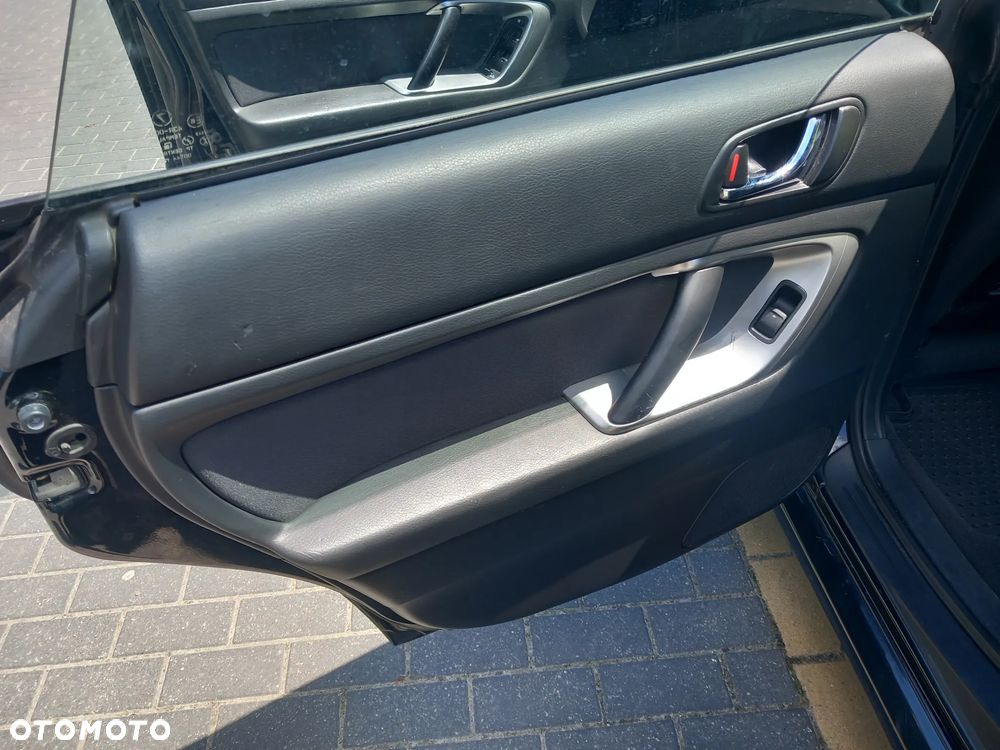 Subaru Legacy Kombi 2.0RA SPE - 21