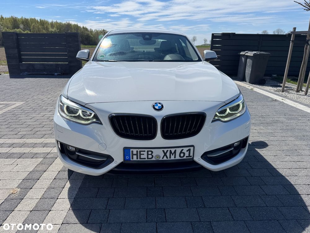 BMW Seria 2 218d Sport Line - 2