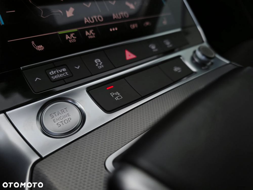 Audi A6 Avant 40 TDI quattro S tronic - 25