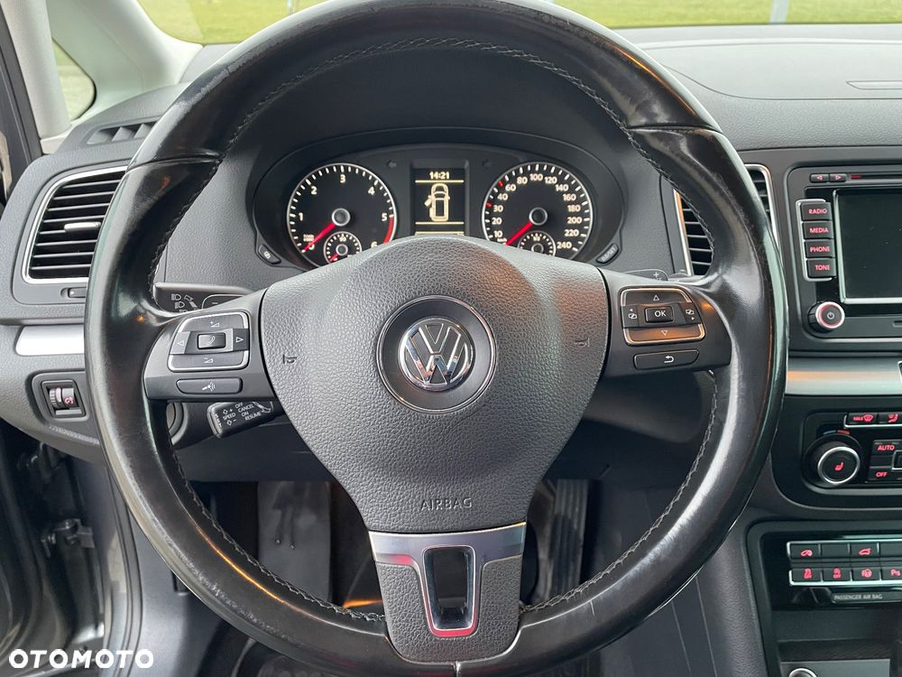 Volkswagen Sharan 2.0 TDI DSG BlueMotion Technology Highline - 10