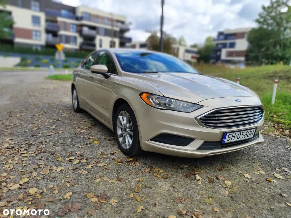 Ford Fusion - 1