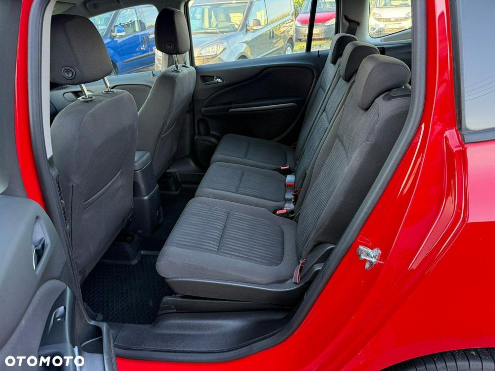 Opel Zafira - 14