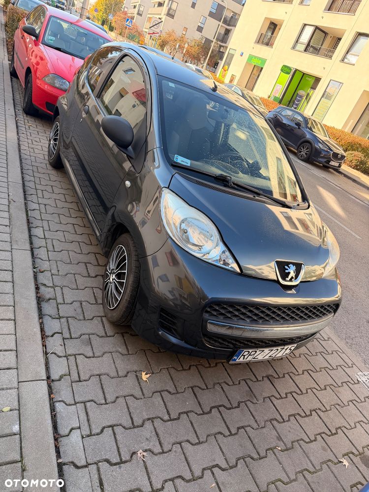 Peugeot 107 2012 photo 4