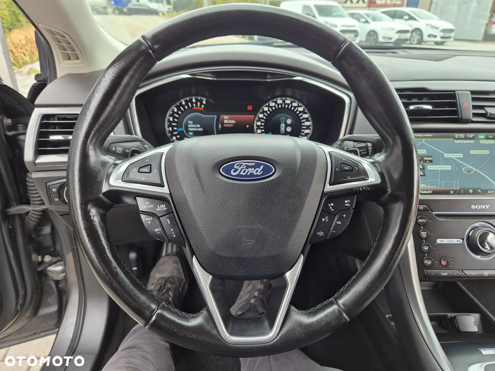 Ford Mondeo 2.0 TDCi Titanium PowerShift - 24