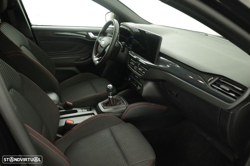 Ford Focus 1.0 EcoBoost MHEV ST-Line X - 20