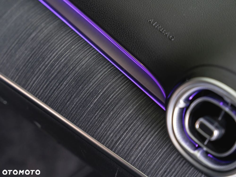 Mercedes-Benz Klasa C 300 4Matic 9G-TRONIC Avantgarde - 29