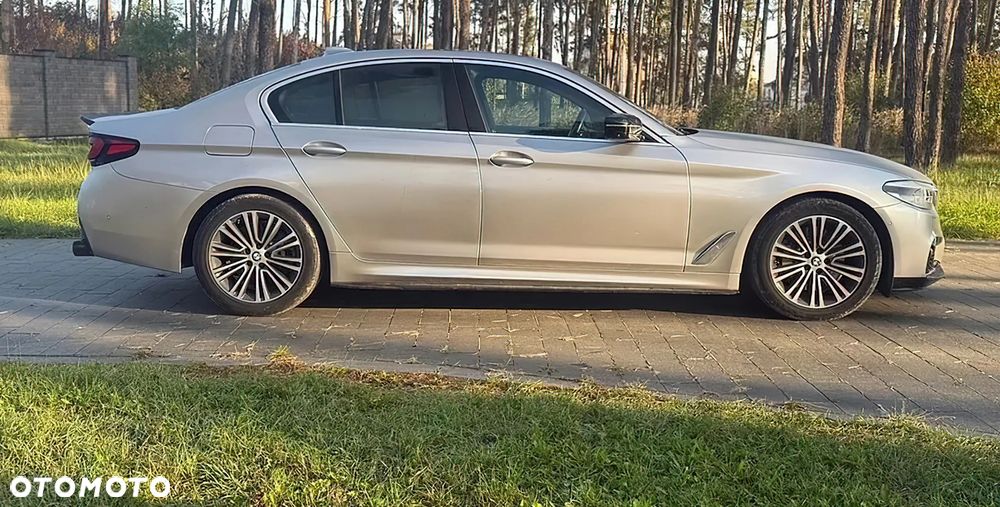 BMW Seria 5 540i xDrive Luxury Line - 8