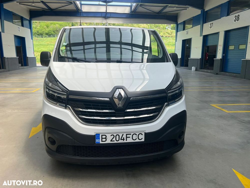 Renault TRAFIC - 1
