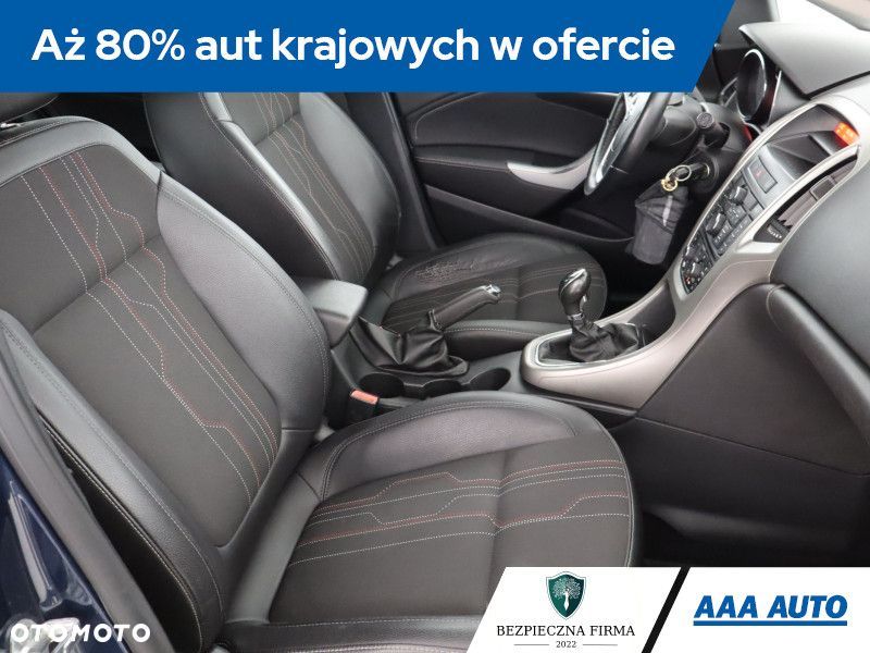 Opel Astra - 11