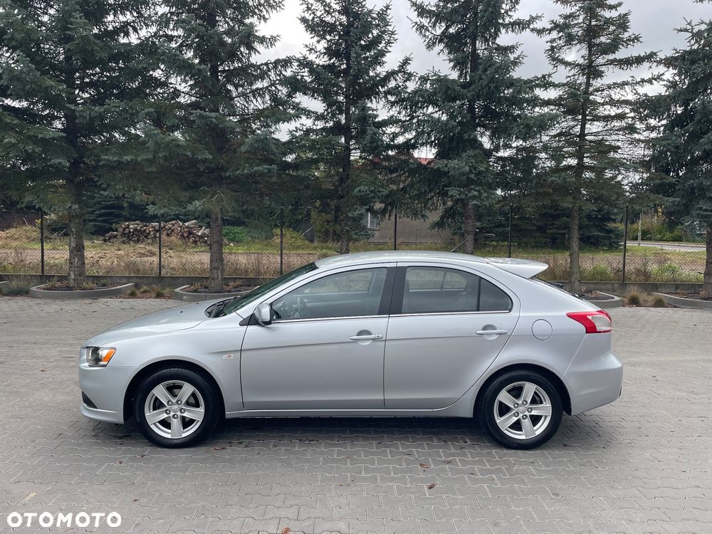 Mitsubishi Lancer 1.8 CVT Instyle - 8