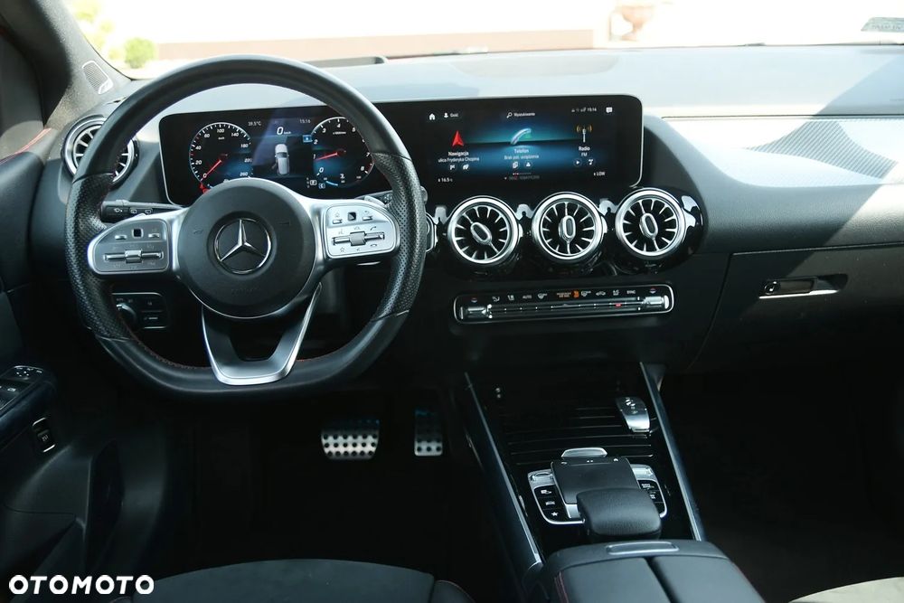 Mercedes-Benz Klasa B 200 AMG Line 7G-DCT - 24