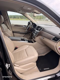 Mercedes-Benz ML - 8