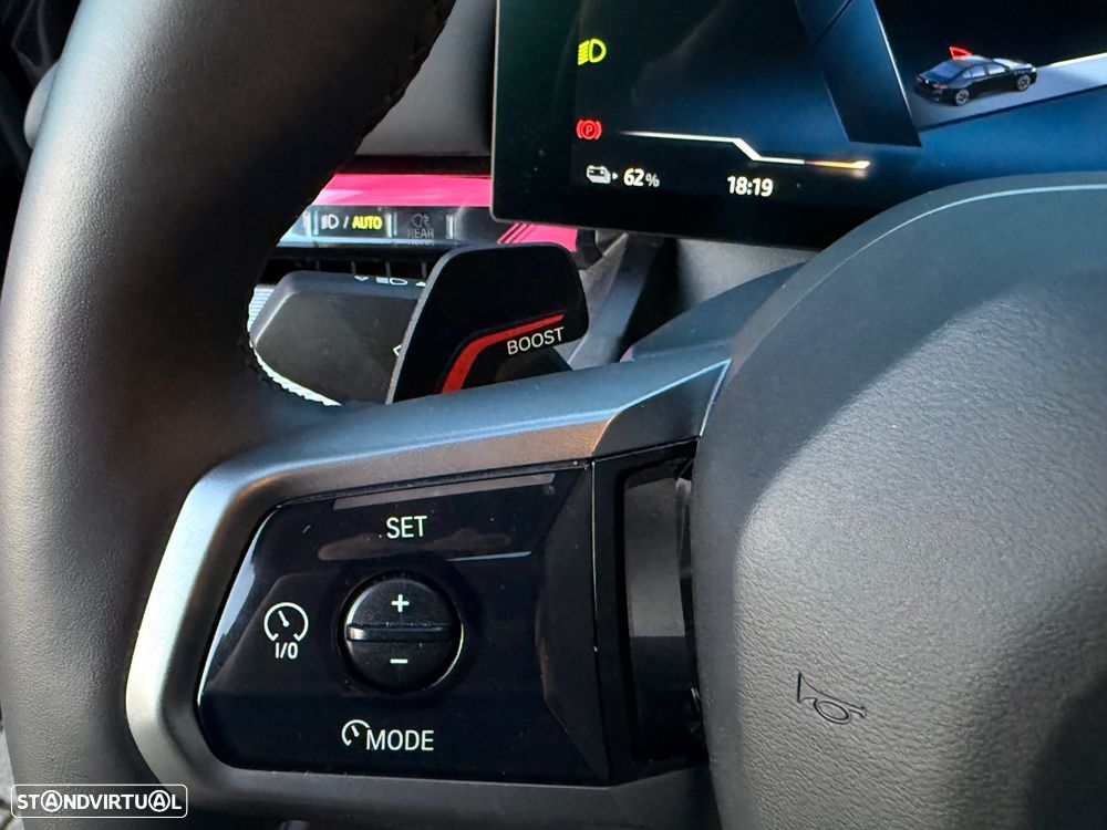 BMW i5 eDrive40 Pack Desportivo M - 21