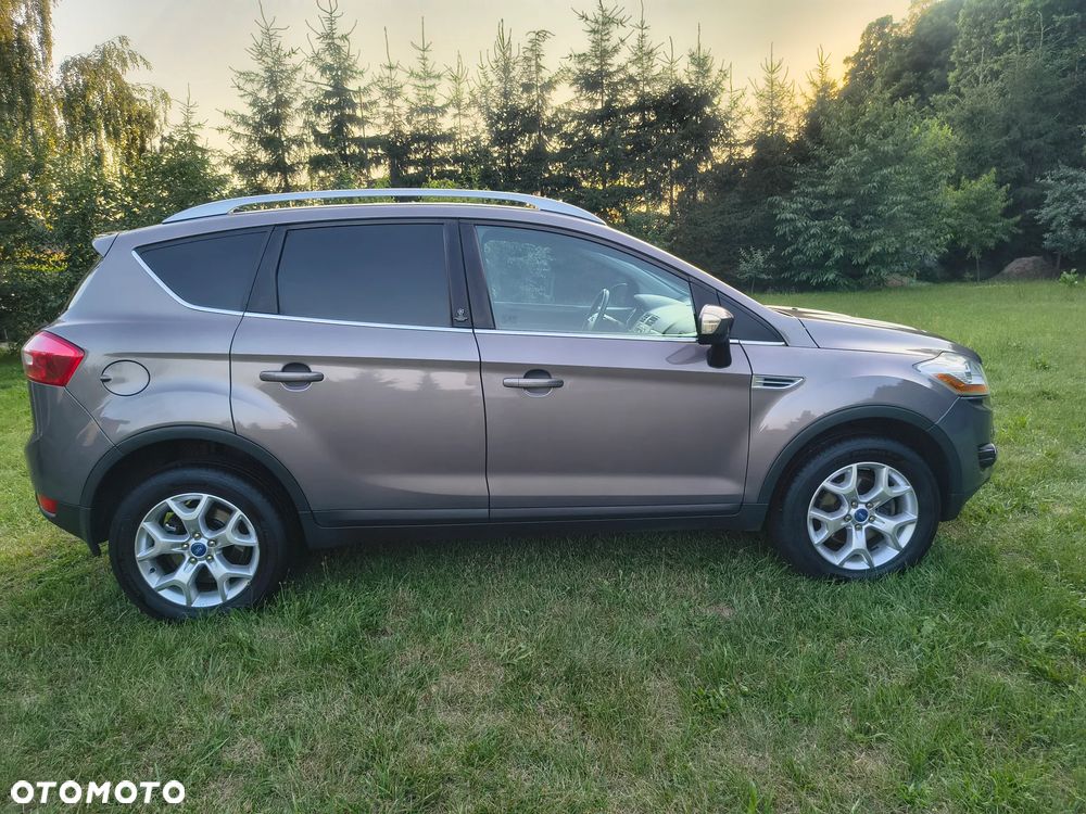Ford Kuga 2.0 TDCi 4x4 Champions Edition - 4