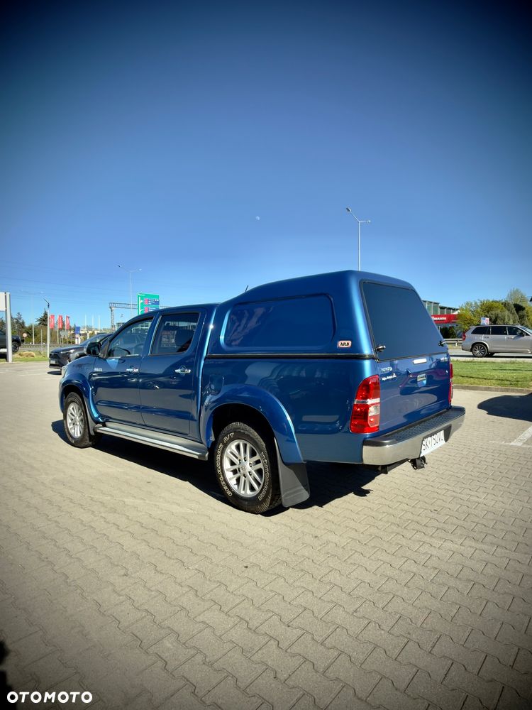 Toyota Hilux 3.0 D-4D SR5 - 6
