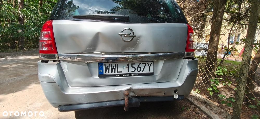 Opel Zafira 1.8 Enjoy - 11