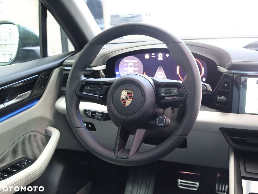 Porsche Macan - 19