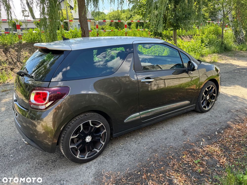 Citroën DS3 e-HDi 115 FAP SportChic - 9