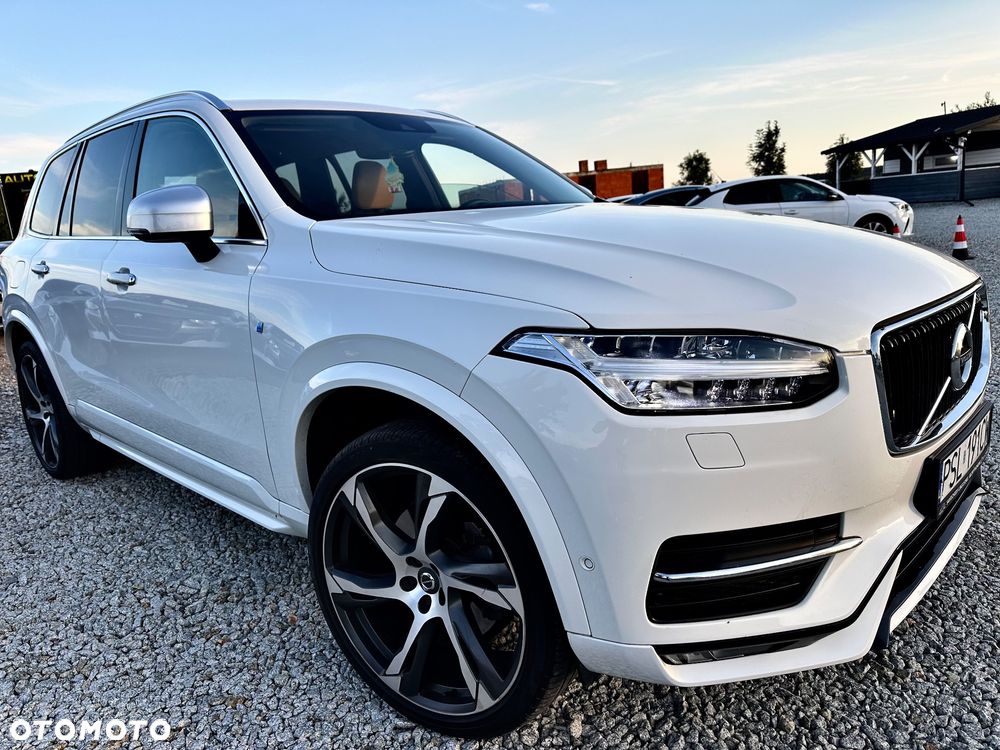 Volvo XC 90 D5 AWD R-Design - 3