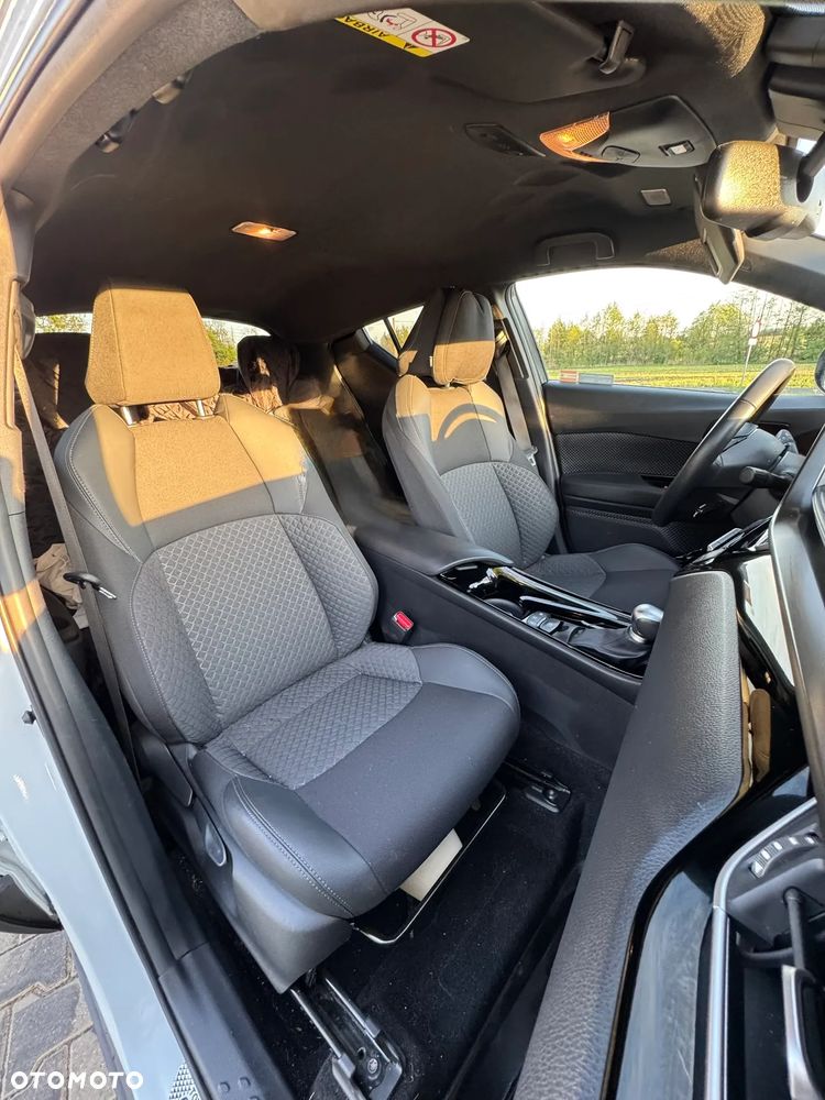 Toyota C-HR 2.0 Hybrid Style - 6