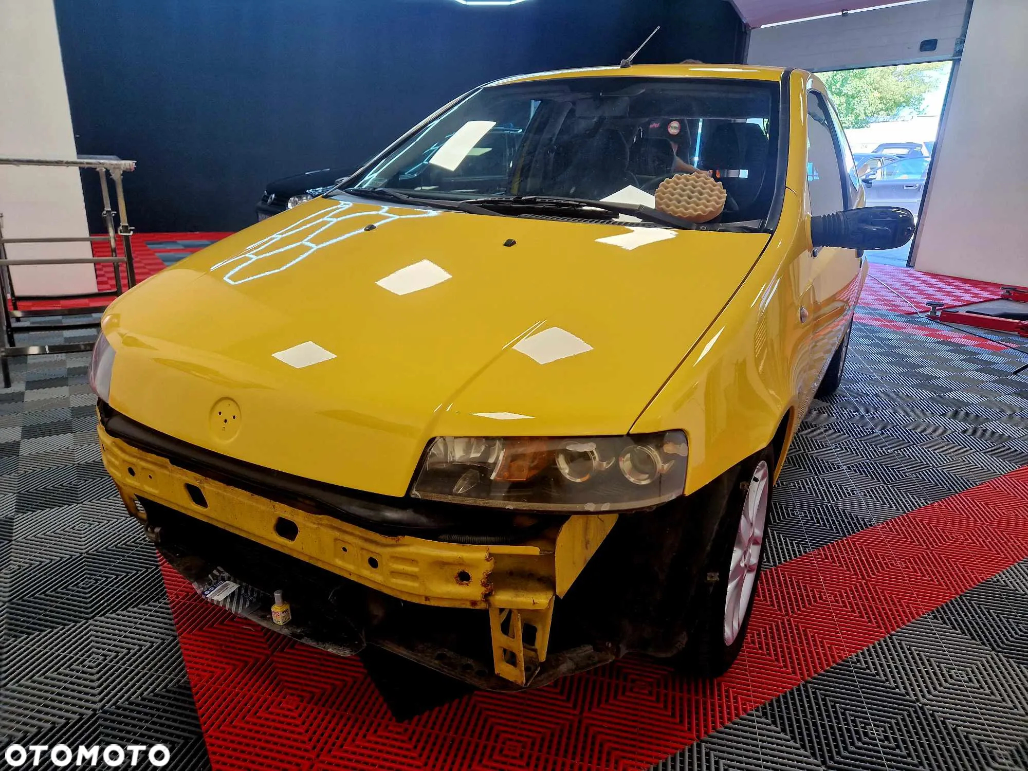 Fiat Punto 16V HGT - 12