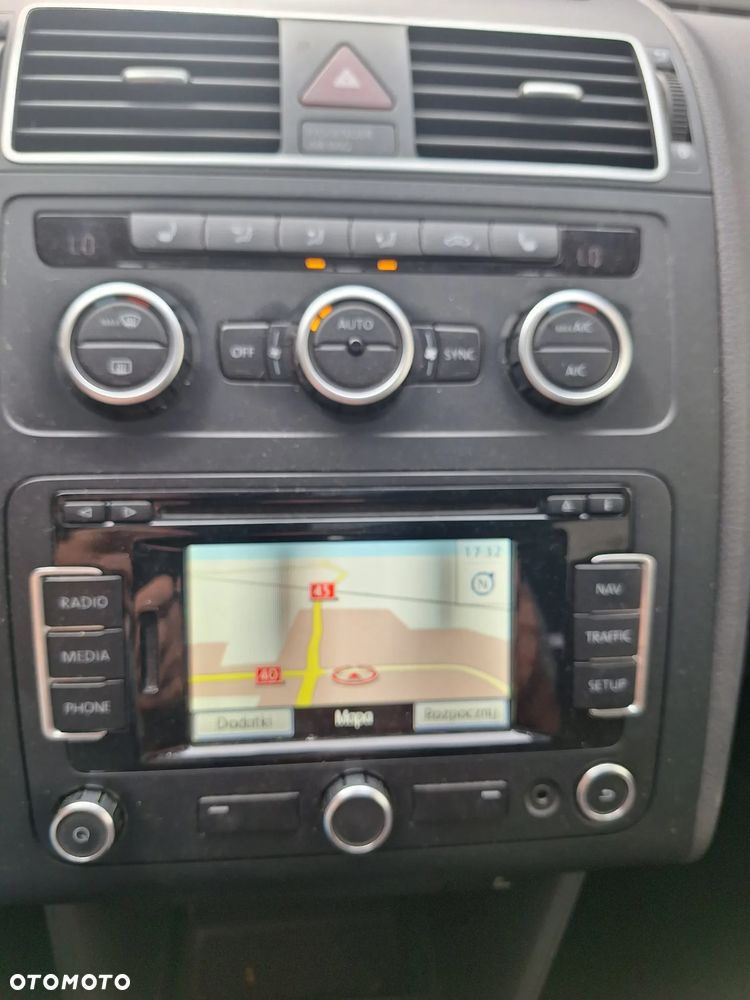 Volkswagen Touran 2.0 TDI DPF Cross Perfectline - 31