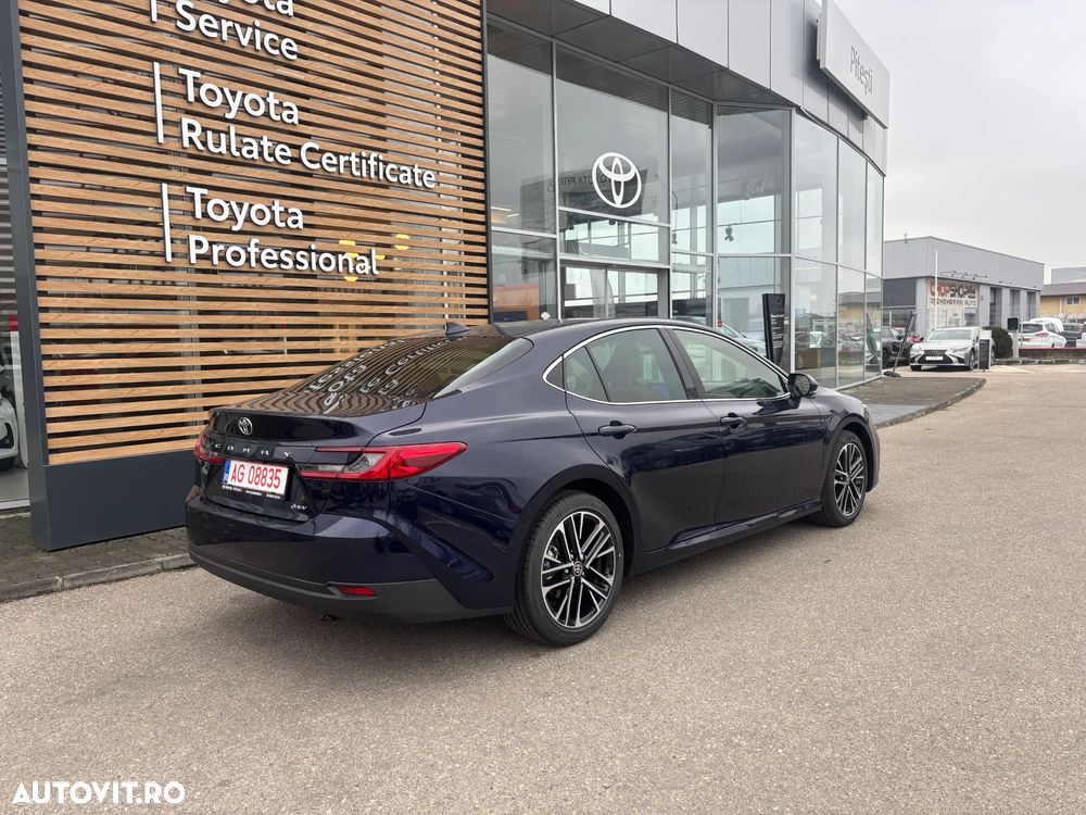 Toyota Camry 2.5 Exclusive - 3