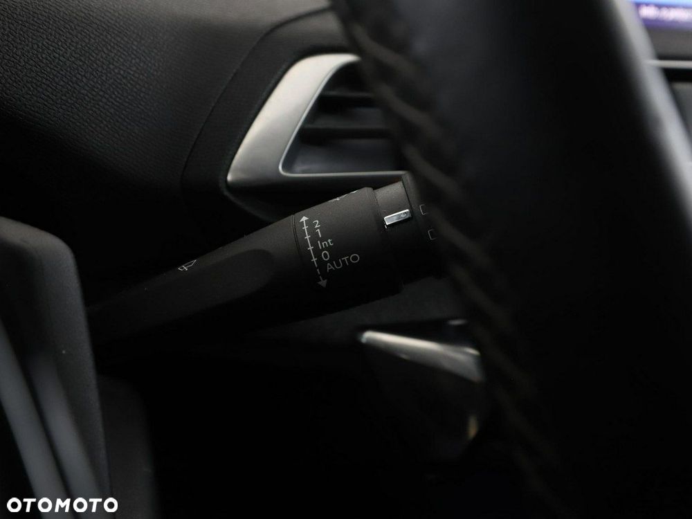 Peugeot 3008 BlueHDi 120 Stop & Start Allure - 34