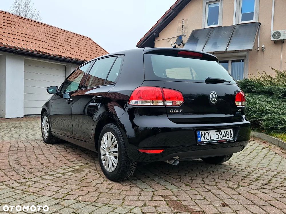 Volkswagen Golf - 2