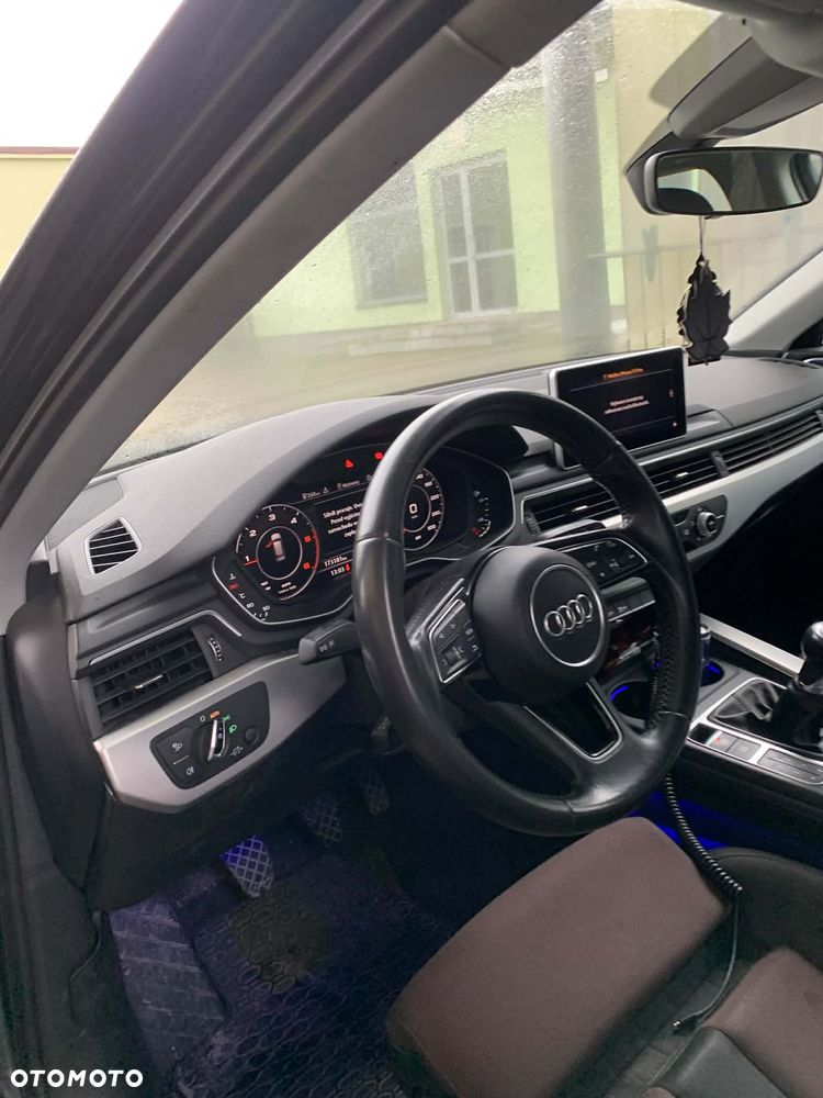 Audi A4 Avant 2.0 TDI - 30