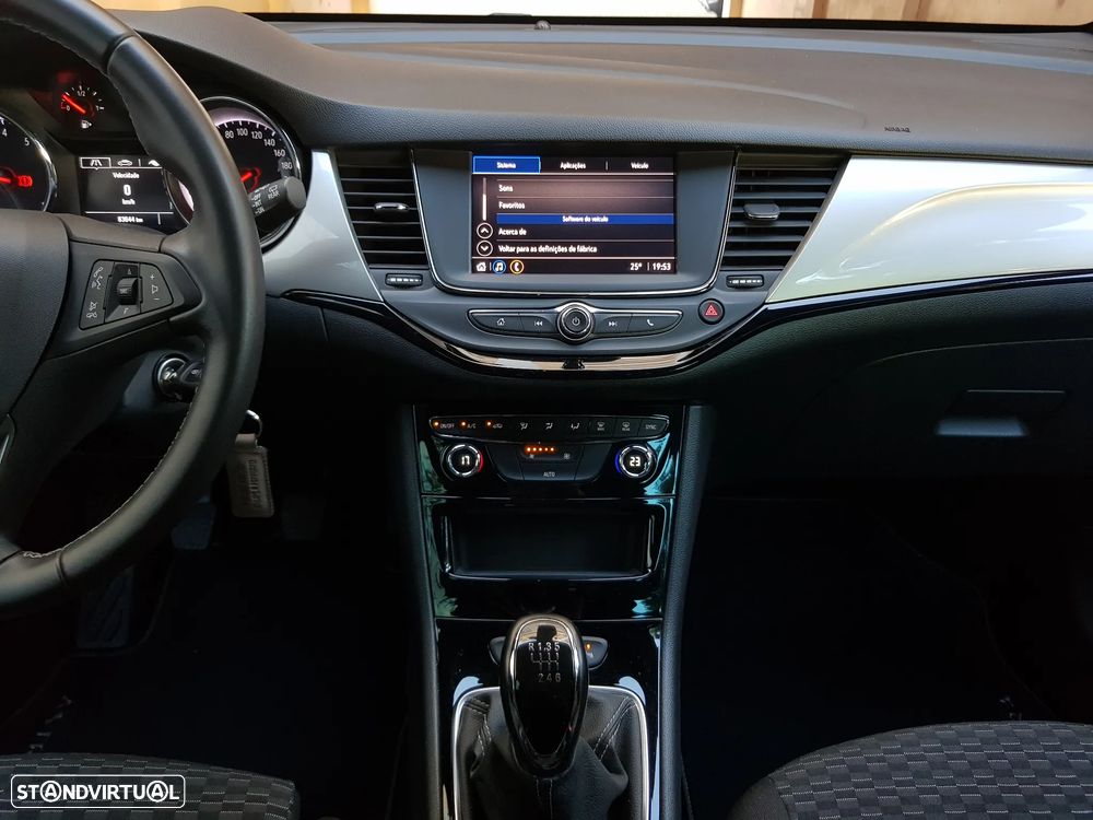 Opel Astra Sports Tourer 1.2 T GS Line S/S - 18