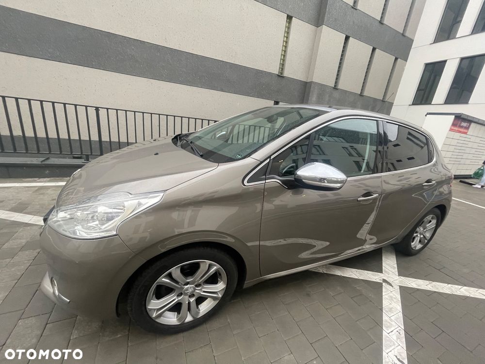 Peugeot 208 82 PureTech Style - 4