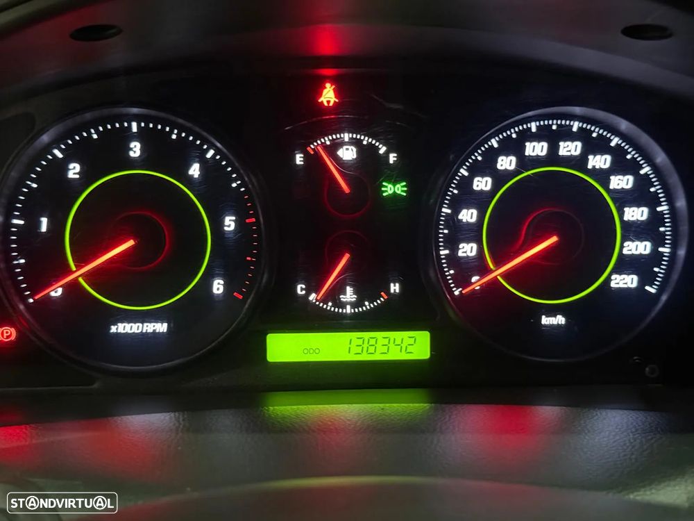 Chevrolet Captiva 2.0 VCDi Seven Extreme 7L - 17