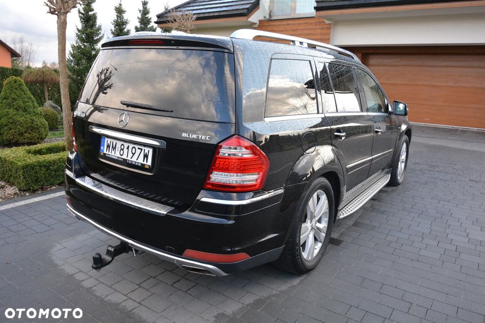 Mercedes-Benz GL 350 BlueTEC 4Matic 7G-TRONIC - 9