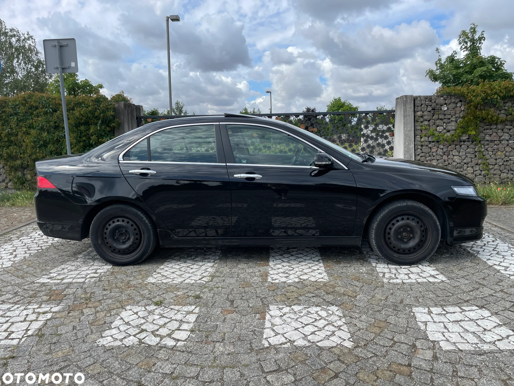 Honda Accord 2.0 Executive - 12
