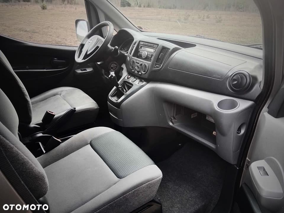 Nissan NV200 - 13