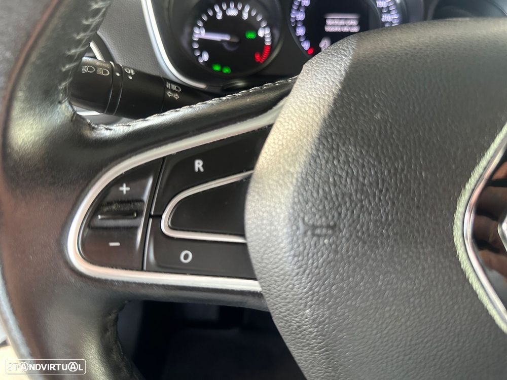 Renault Mégane 1.5 Blue dCi Zen - 11