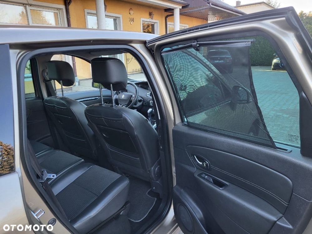 Renault Grand Scenic - 18