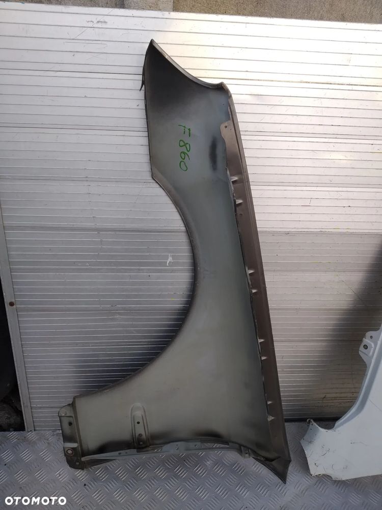 B294/F859/F860/F893/F920 Mercedes w203 prawy przedni błotnik - 6