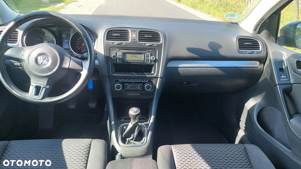 Volkswagen Golf - 9