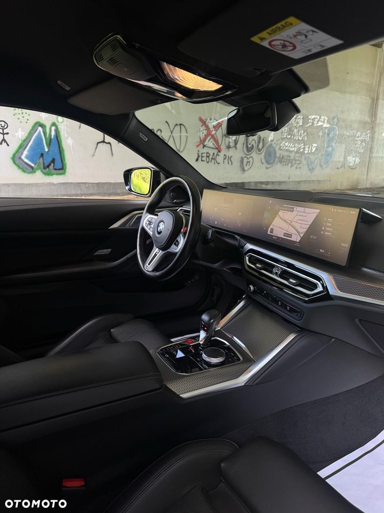 BMW M4 Competition M xDrive sport - 32