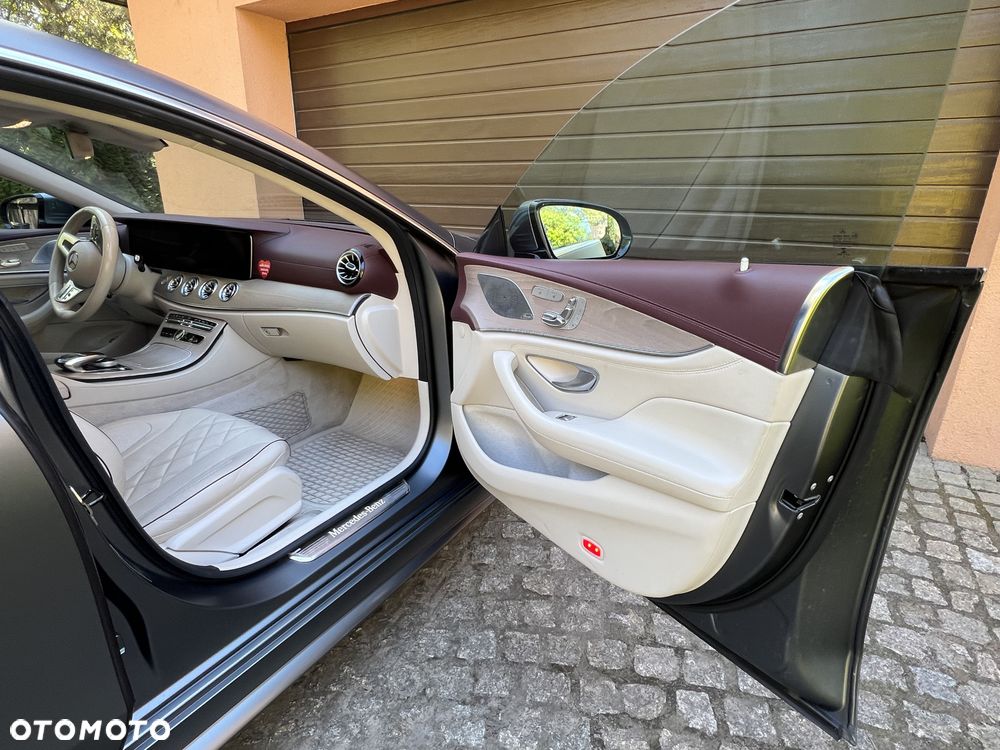 Mercedes-Benz CLS 450 4-Matic AMG - 8