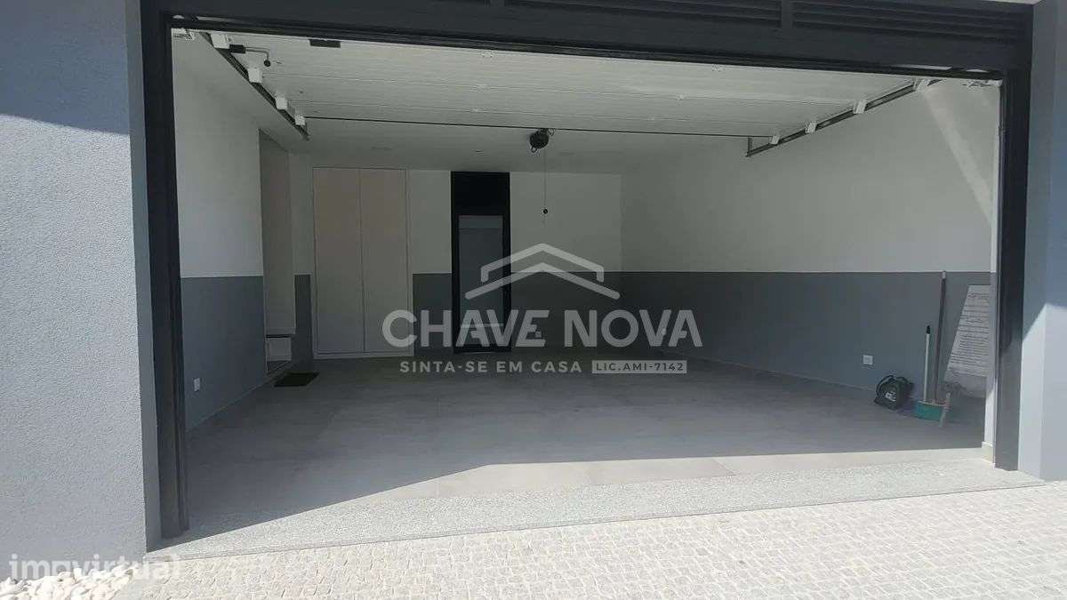 Moradia V3+1 Nova c/ Piscina na Moreira da Maia - Grande imagem: 5/35